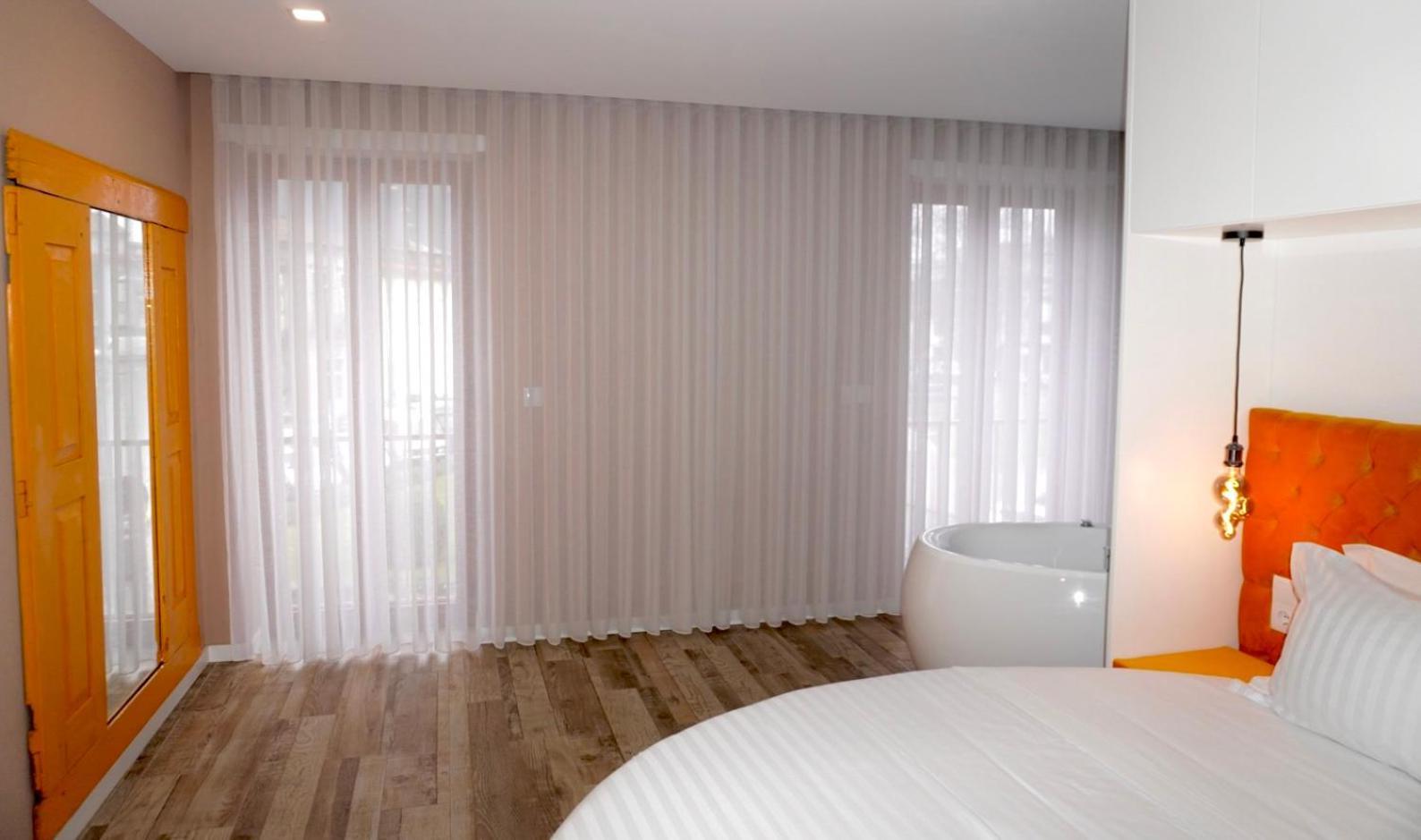 Lux'Otel City Lodge บาร์เซลอส ภายนอก รูปภาพ